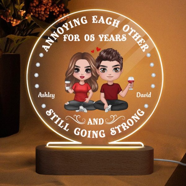 Doll Couple Annoying Each Other Personalized Circle LED Night Light - Valentine‘s Day Gift For Him, Gift For Her Supply - Image 4