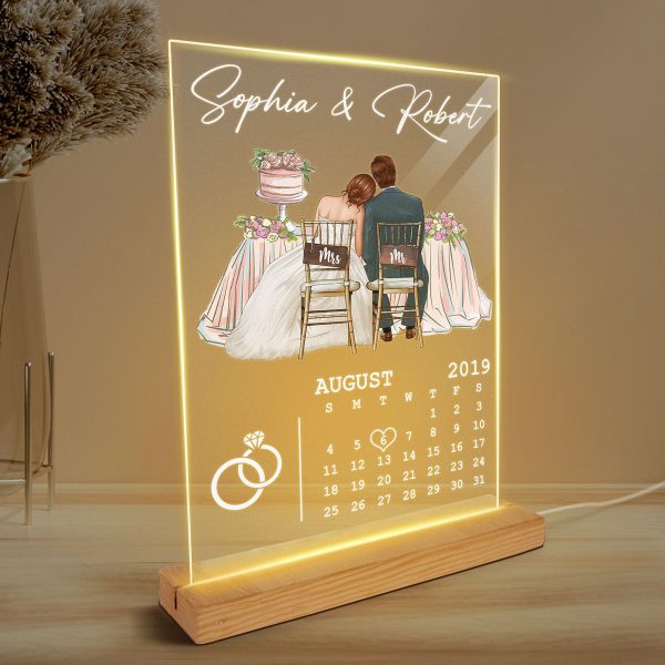 Newlywed Couple Sitting Personalized Acrylic Plaque LED Night Light - Wedding Anniversary Gift For Couple - Gift For Him - Gift For Her For Discount - Image 3